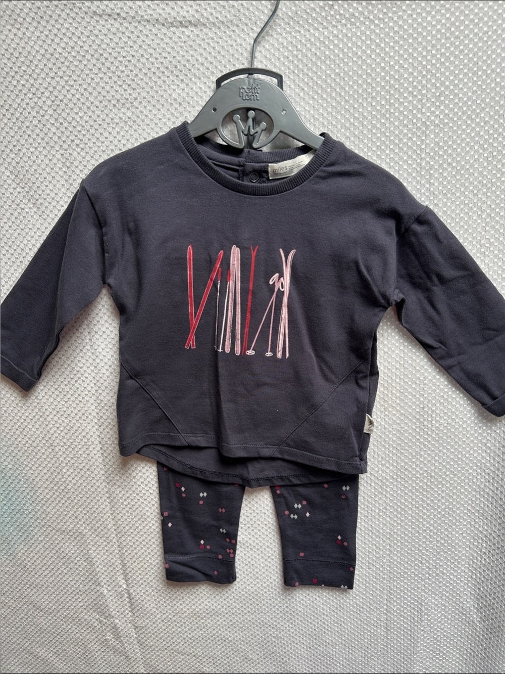 Miles Baby Grey Cotton 2 pc LS Shirt & Legging Set with Pink Graphic Accents NWT